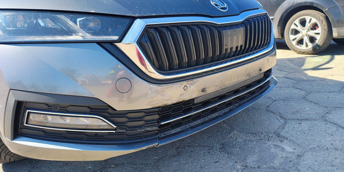 Całkowicie rozpieprzony